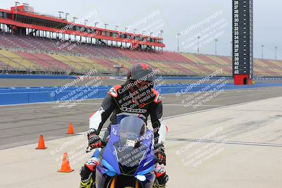 media/Oct-15-2022-Fastrack Riders (Sat) [[9a18b22502]]/Level2/Grid Shots/